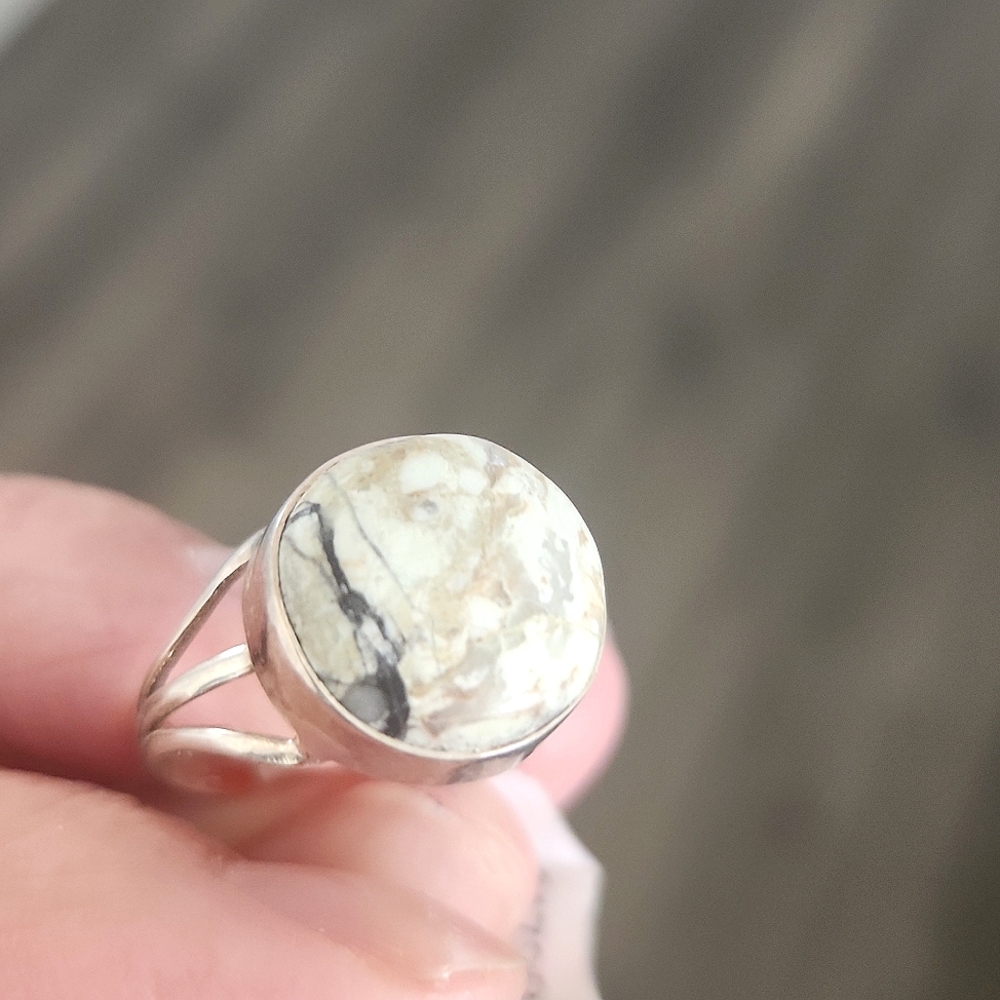 NEW Genuine Sterling Silver & White Buffalo Turquoise Ring - Picture 3 of 4